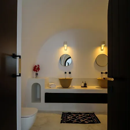 Iliolousto Luxury Cave Apartman Imerovígli