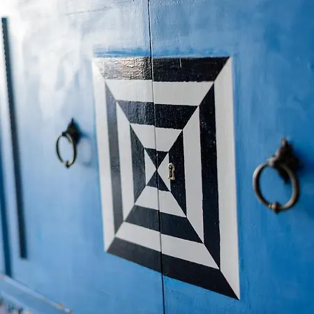 Iliolousto Luxury Cave *