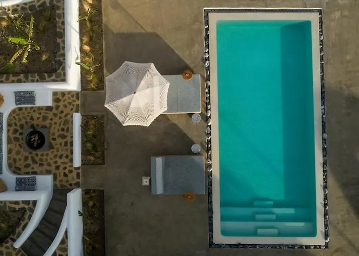 アパート Iliolousto Luxury Cave